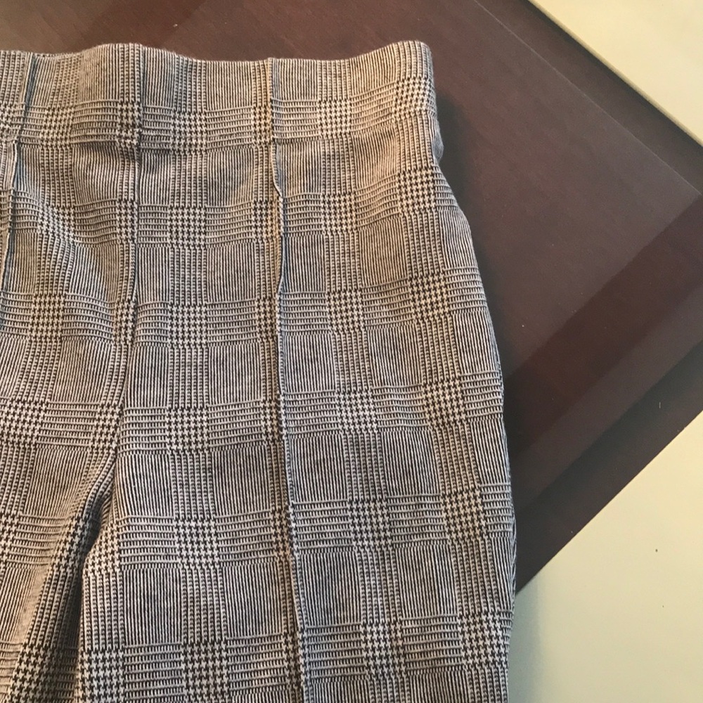 Patterned Pants - Picture 3 of 4